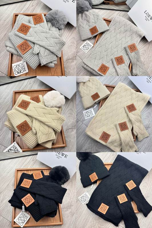 Loewe Scarf Hat Gloves 3PCS 0717